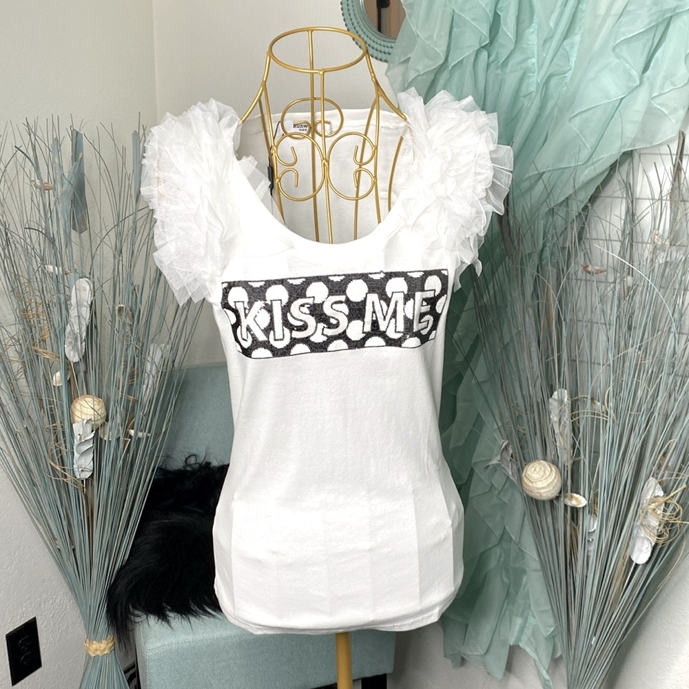 Kiss Me Ruffle Shoulder Top